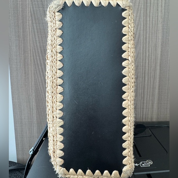 Ferragamo Hug Bag XS - Picture 13 of 15